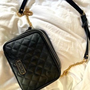 ITZY ritzy crossbody diaper bag